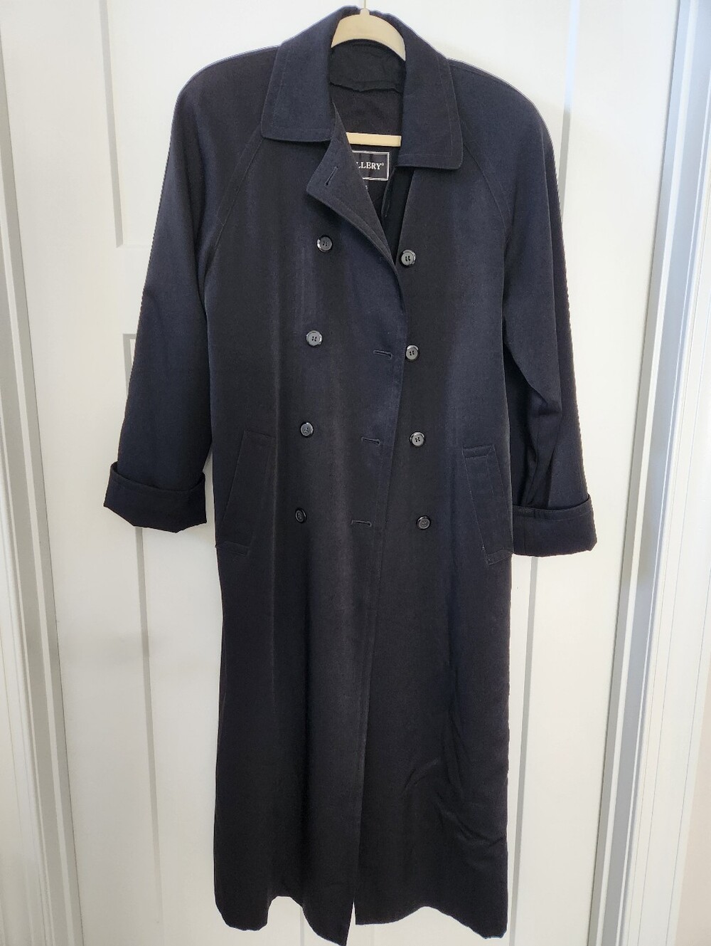 Gallery Double Breasted Blk Trench Coat